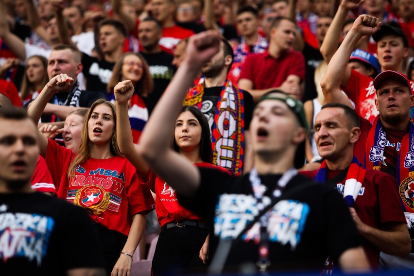 Wisła Kraków - Górnik Zabrze. Zobacz, jak bawili się kibice [ZDJĘCIA]