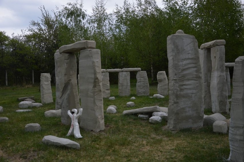 Skierniewicka replika megalitycznego Stonehenge [ZDJĘCIA]