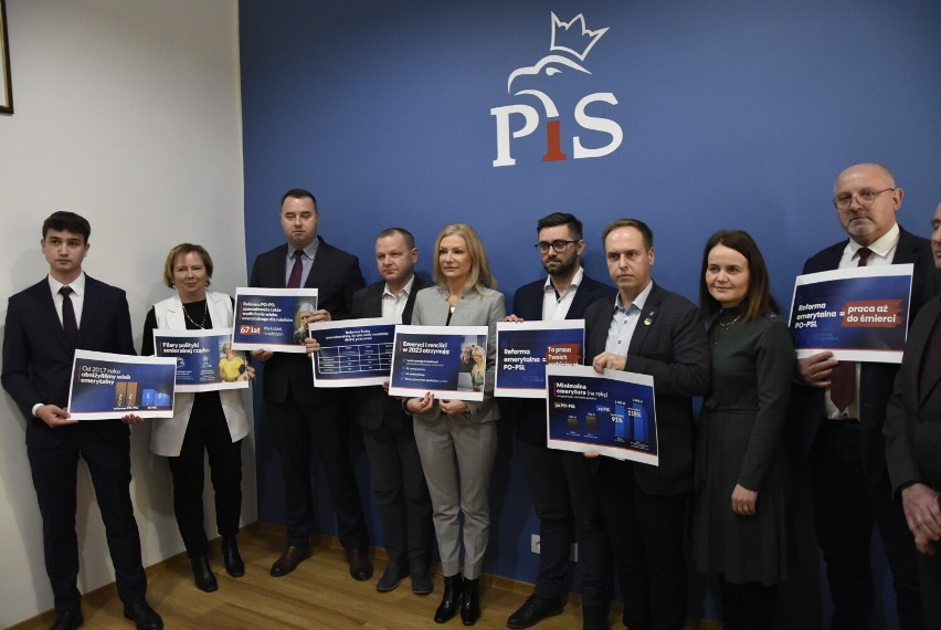 Lokalni działacze PiS mówili w Tarnowie o prowadzonej przez...