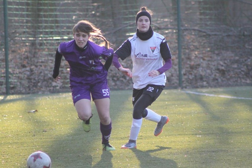 Kobiety Pogoni Zduńska Wola z kolejnym wygranym meczem przed sezonem