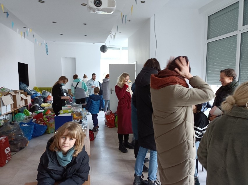 Sopot: Pomagają, bo dobrze rozumieją los Ukraińców. Białorusini organizują pomoc dla uchodźców wojennych