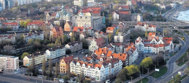 W najdroższych miastach lokale w centrum miasta są poza ...