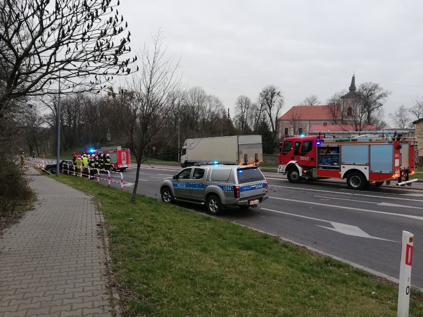 Wypadek na drodze krajowej nr 24 w Kwilczu (19.03.2020).