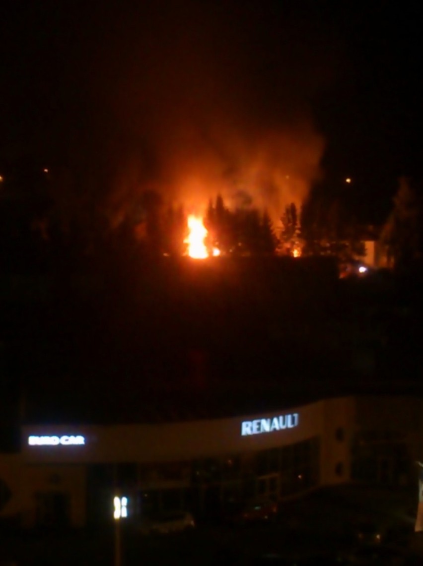 Pożar komisu meblowego w Zamościu przy ul. Lwowskiej. ZDJĘCIA
