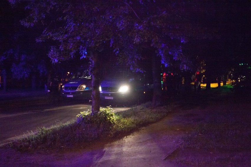 Nocne zamieszki w Zawierciu po tajemniczej śmierci 21-latka.