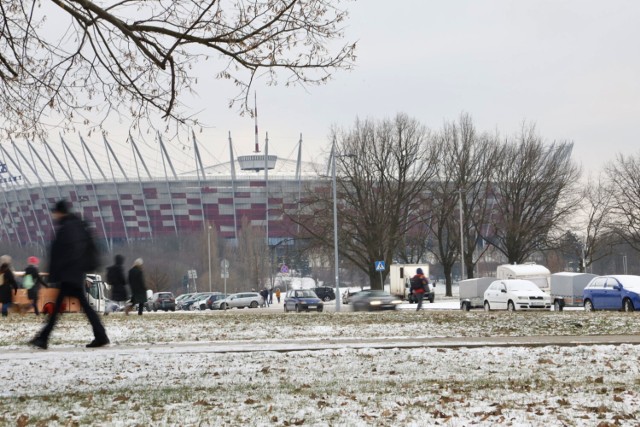 Warszawa pod śniegiem na początku stycznia 2024. Mrozy sięgają w nocy -13 stopni Celsjusza.