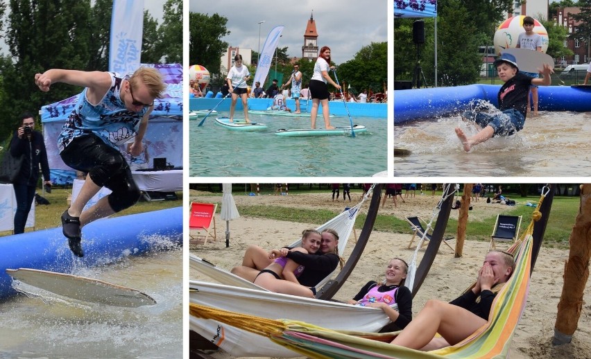 Przy hali sportowej w Inowrocławiu są dwa baseny. W...
