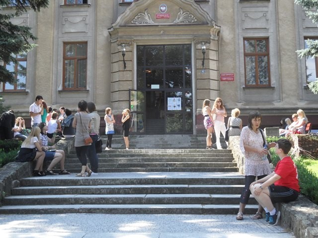 Ponad 150 osób z trzech kontynentów potyka się w Cieszynie z językiem polskim