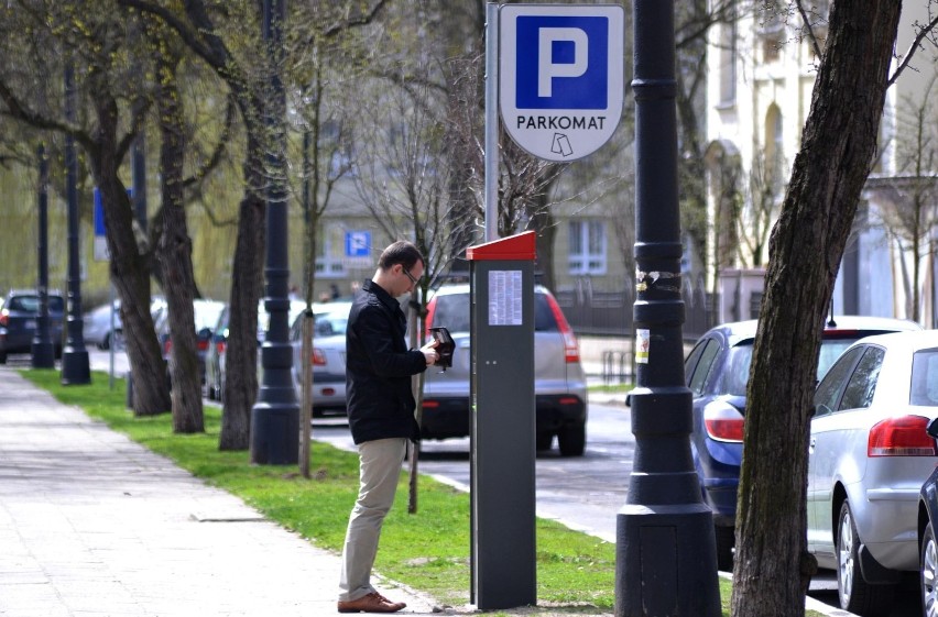 Strefa płatnego parkowania będzie szrsza od 2 maja