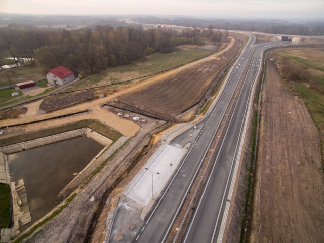 Częstochowa: Nowa autostrada A1 na zdjęciach lotniczych