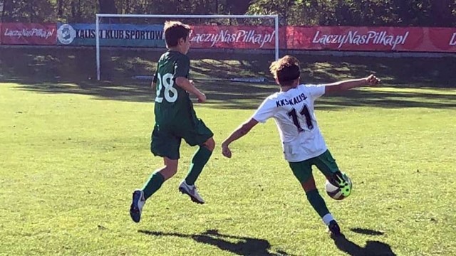 Boczne boiska stadionu miejskiego w Kaliszu służą głównie drużynom młodzieżowym