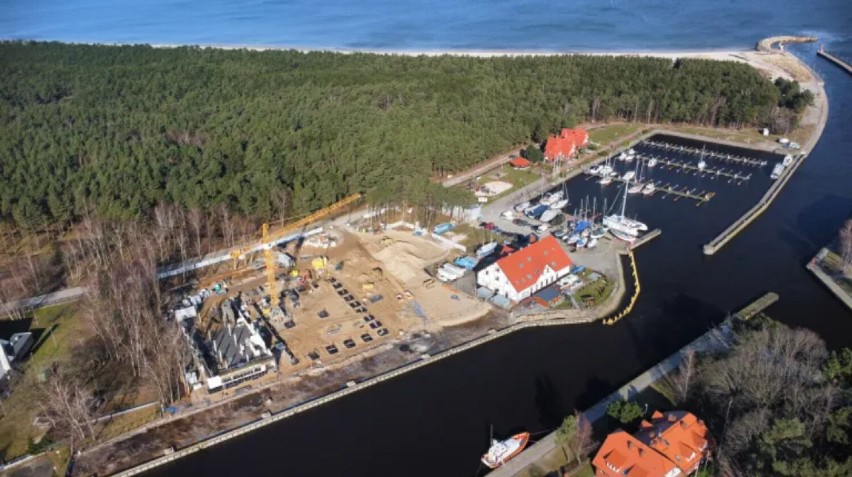 W Łebie rośnie baza serwisowa Baltic Power dla Morskich Farm Wiatrowych. Powstaną na wysokości Łeby i Choczewa