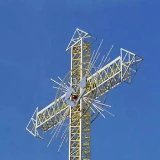 Najwyższy krzyż w Polsce ma mieć 100 metrów i stanąć w Wojkowie