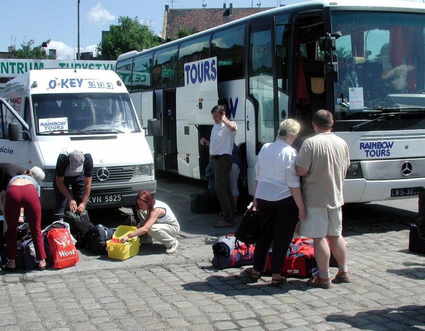 Dworzec przy Sądowej, Katowice, 2002