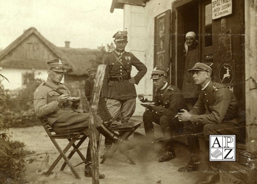 Ułani z Hrubieszowa na archiwalnych fotografiach. We wrześniu 1939 r. dzielny pułk został rozbity