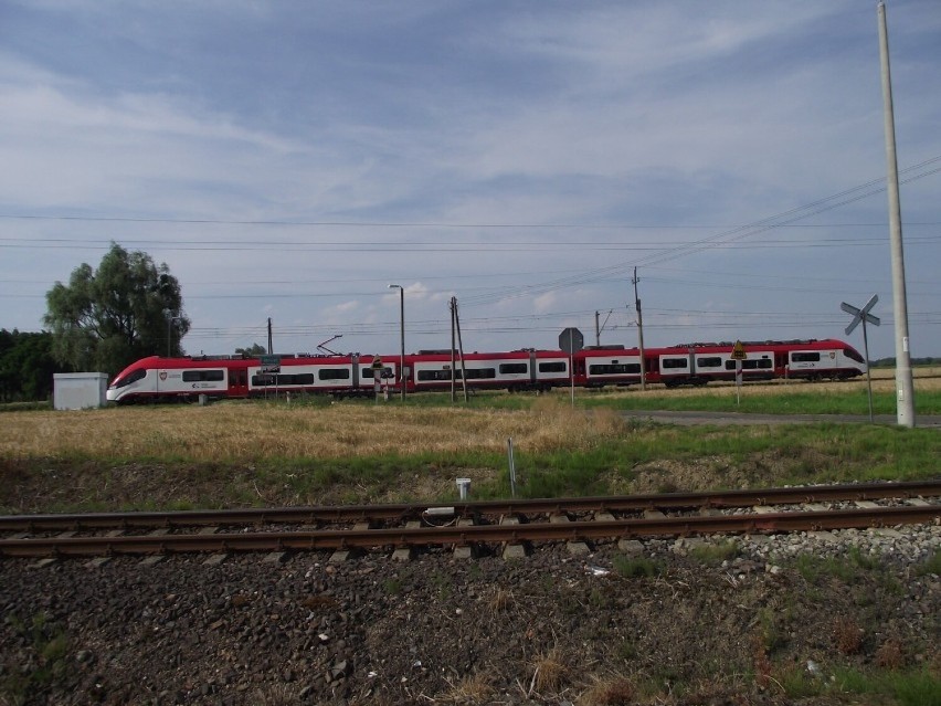 Skargi pasażerów podróżujących pociągami - Koleje Wielkopolskie. W dużym tłoku i bez klimatyzacji