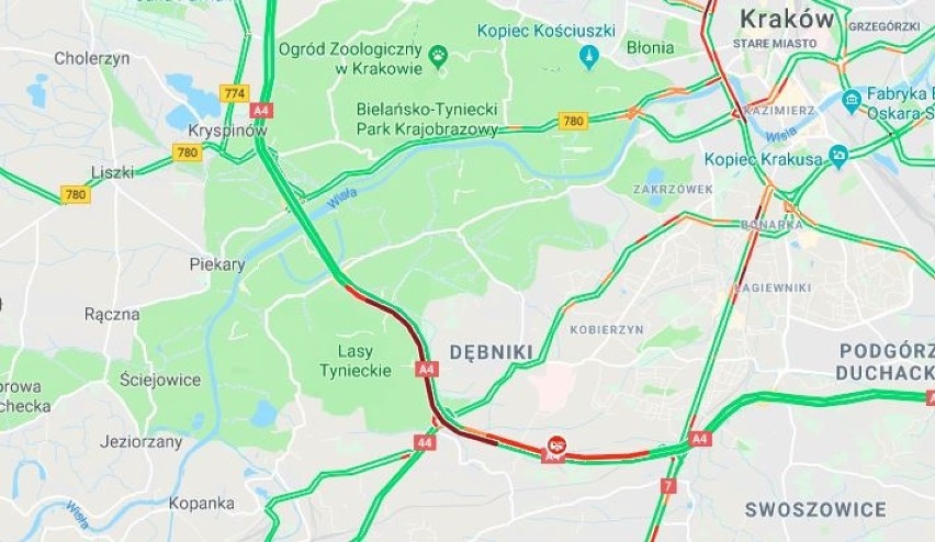 Utrudnienia na autostradowej obwodnicy Krakowa. Zderzyły się trzy samochody [ZDJĘCIA]