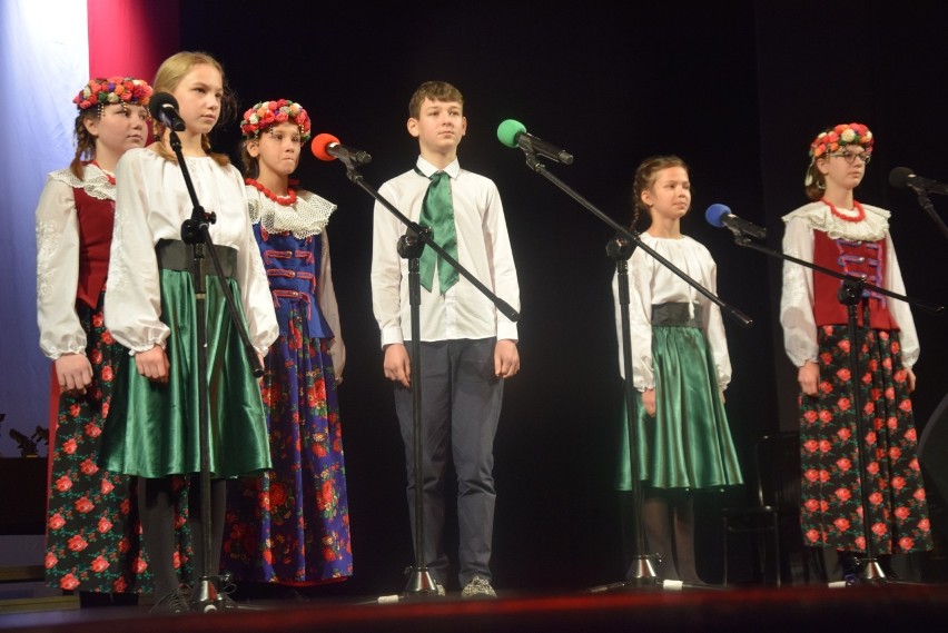 Gala VI Wojewódzkiego Konkursu Pieśni Patriotycznej i...