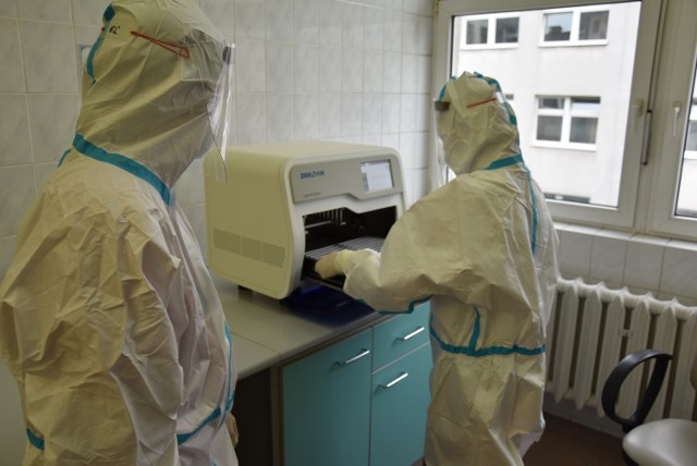 Najnowsze badania laboratoryjne potwierdziły zakażenie koronawirusem SARS-CoV-2 u kolejnych 150 osób