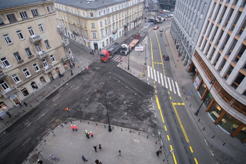 W marcu 2021 r. rozpoczęła się przebudowa placu u zbiegu...