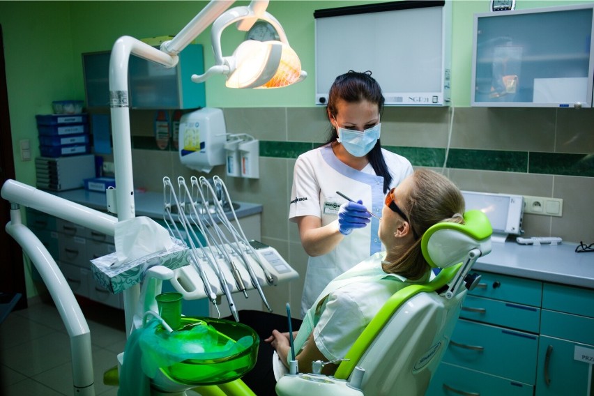 - Badanie lekarskie stomatologiczne z instruktażem higieny...