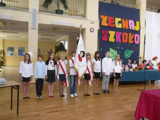 Zakończenie roku szkolnego 2012/2013 w Szkole Podstawowej nr 5 w Łasku