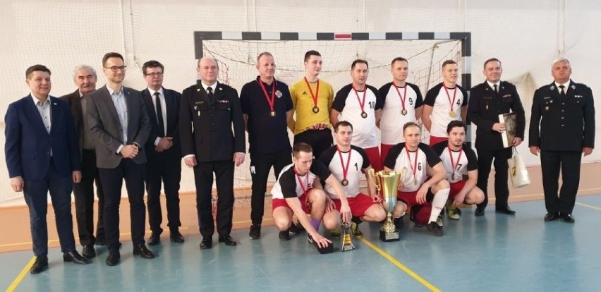 W Tuszynie zmierzyły się drużyny piłkarskie OSP powiatu łódzkiego wschodniego 