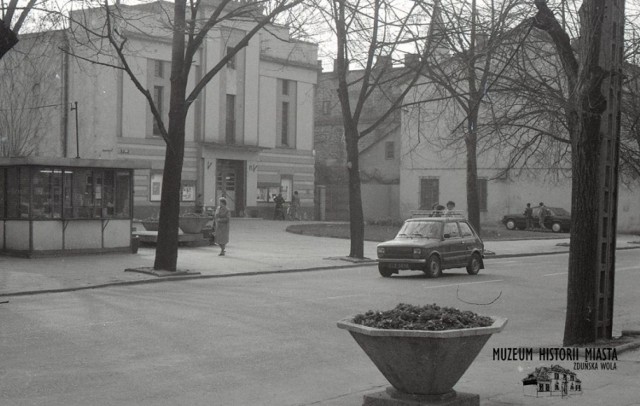 Kino Tkacz,  lata 80. ub. wieku