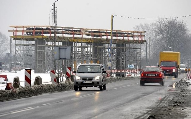 Budowana tu obwodnica już za kilka miesięcy zupełnie zmieni ulicę Obornicką