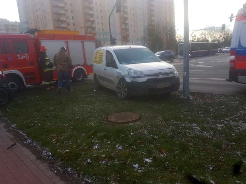 Na rondzie Skrzetuskim w Bydgoszczy doszło do zderzenia...