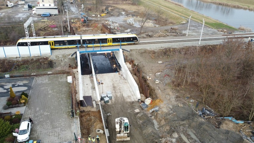 Tak wygląda postęp prac przy przebudowie wiaduktu nad ul....