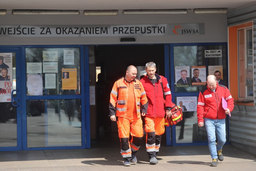 Akcja ratownicza w KWK Zofiówka w Jastrzębiu-Zdroju. Znaleziono czterech górników... - AKTUALIZACJA