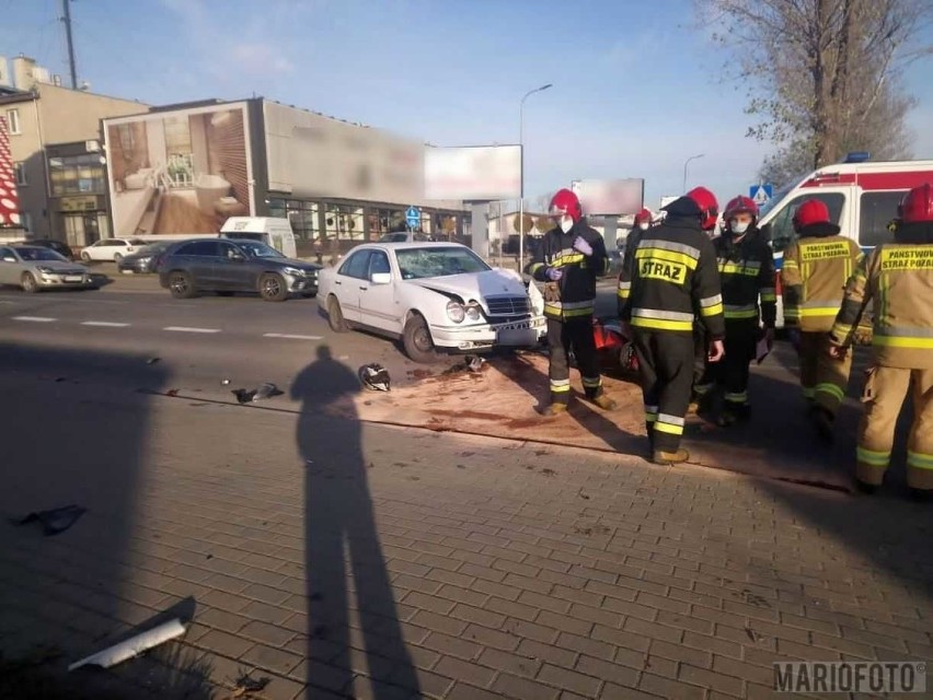 Wypadek na skrzyżowaniu ul. Budowlanych z Kępską w Opolu.