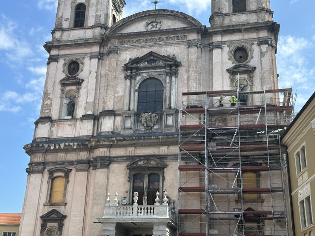 Ruszyły prace renowacyjne w kościele Wniebowzięcia NMP na Rynku Solnym w Nysie.