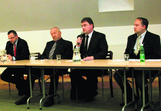 Debata kandydatów na burmistrza Bochni przed I turą w 2014 r., zbojkotowali ją wtedy m.in. Stefan Kolawiński oraz Jan Balicki