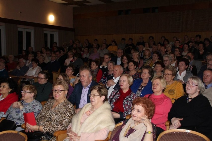 Kaźmierz. Artyści scen poznańskich w przepięknej gali operetkowej [ZDJĘCIA]