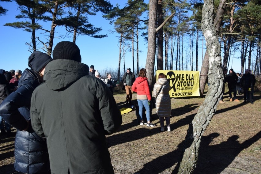 Protest w Lubiatowie. "Nie jesteśmy przeciwko atomówce, ale przeciwko budowie elektrowni jądrowej w tym miejscu"