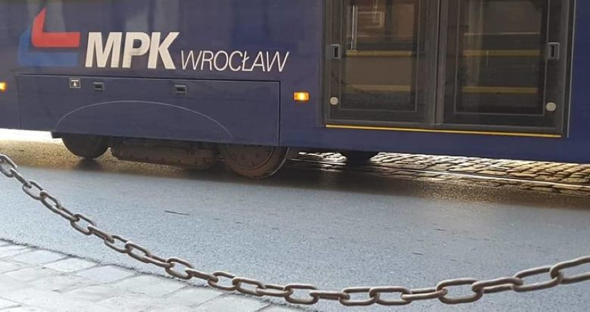 Wrocław. Tramwaj wykoleił się na ul. Kołłątaja. Uważajcie na utrudnienia