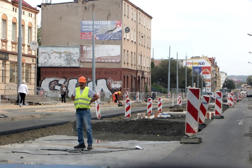 Tak wygląda modernizacja torowisk tramwajowych na odcinku...