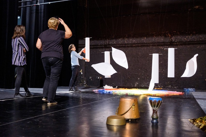 Ferie w teatrze w Tarnowie. Dzieci w kilka dni przygotowały i wystawiły spektakl. Brawom nie było końca. Mamy zdjęcia!