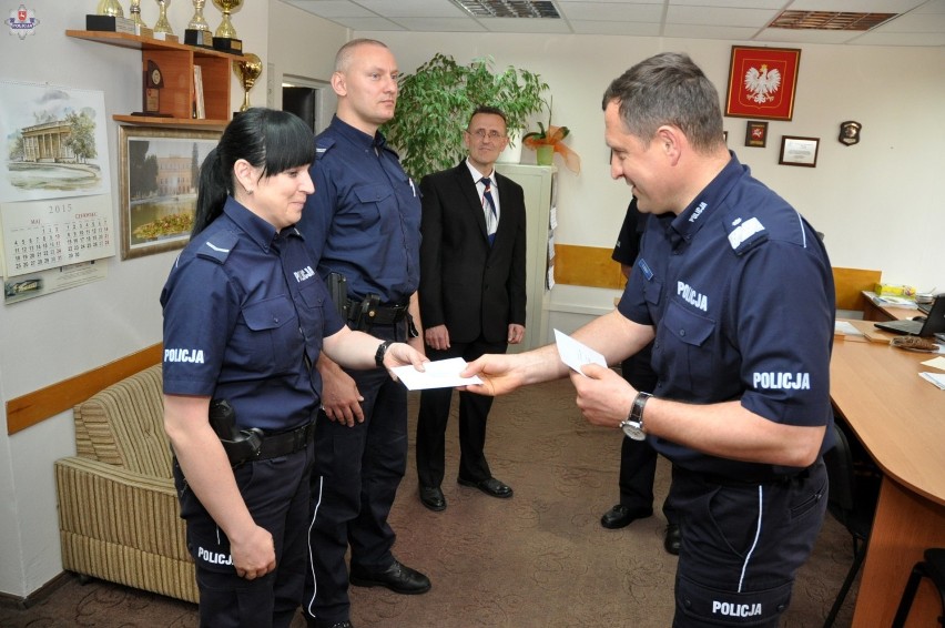 Kraśnik: St. sierż. Mariusz Kazula i sierż. Ewelina Kuśmierz z KPP nagrodzeni [ZDJĘCIA]