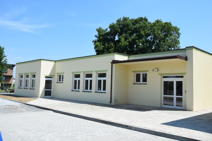 Rozbudowa Szkoły Podstawowej w Gaszynie na finiszu ZDJĘCIA