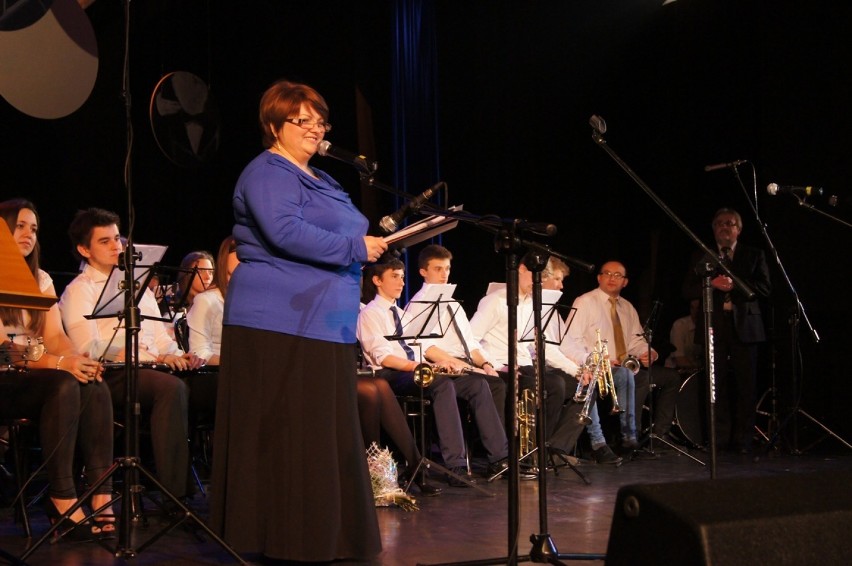 "Muzyczna podróż z Cantabile..."- Koncert Jubileuszowy chóru...