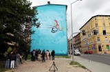Nowy mural na Niebuszewie. Filharmonia uczciła swojego patrona [wideo]