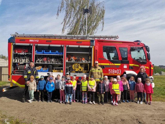 Przedszkolaki odwiedziły Ochotniczą Straż Pożarną w Przyprostyni - 05.05.2023