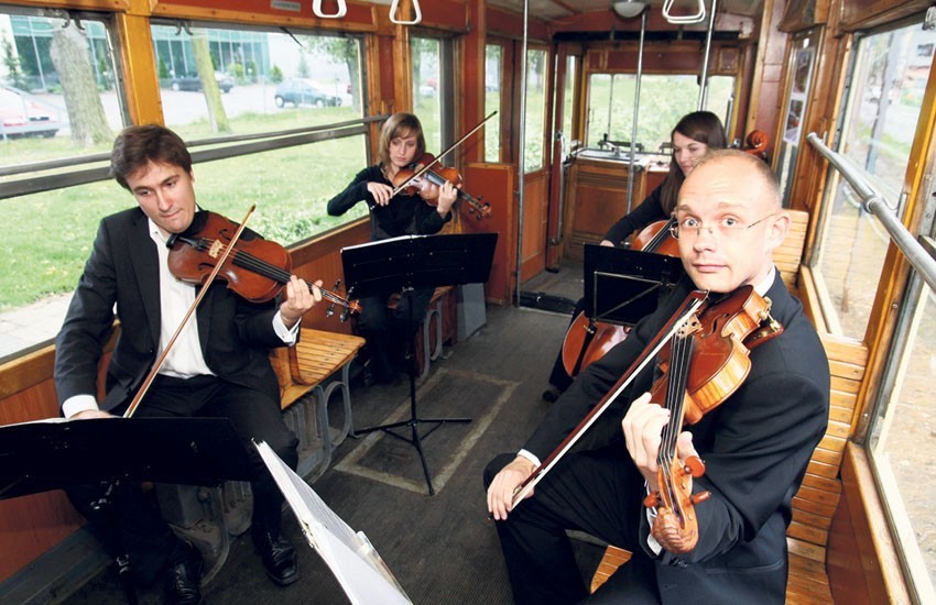 Oświadczyny w... tramwaju - niezwykły pomysł zakochanego łodzianina