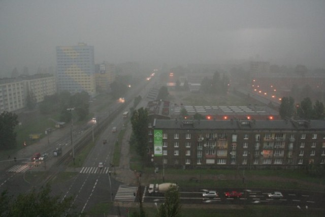 Nad Łodzią i województwem mają pojawić się silne opady deszczu ...