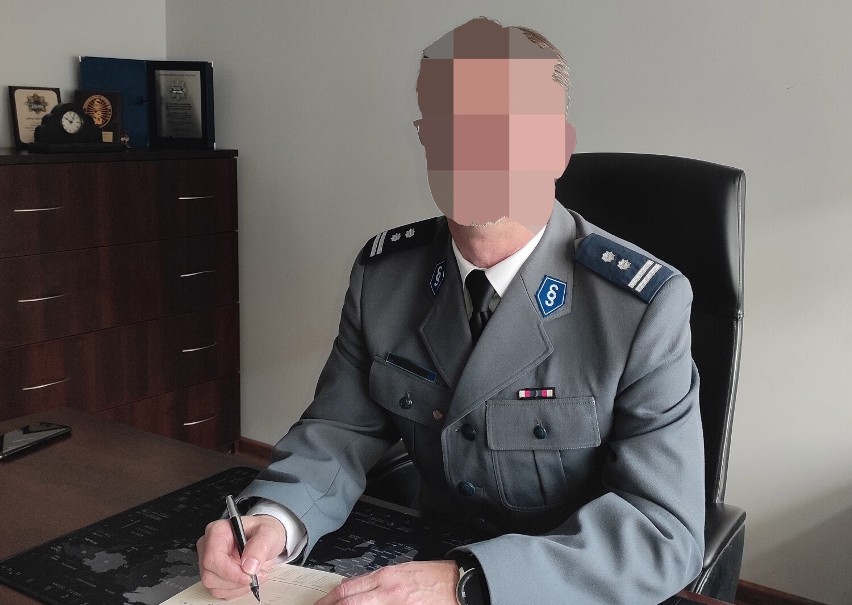Zastępca komendanta miejskiego policji w Piotrkowie jechał...