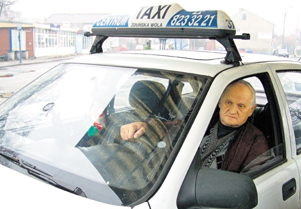 Kolega Włodzimierza Jasnosa, taksówkarz Wiesław Janczak, jest przygnębiony jego śmiercią