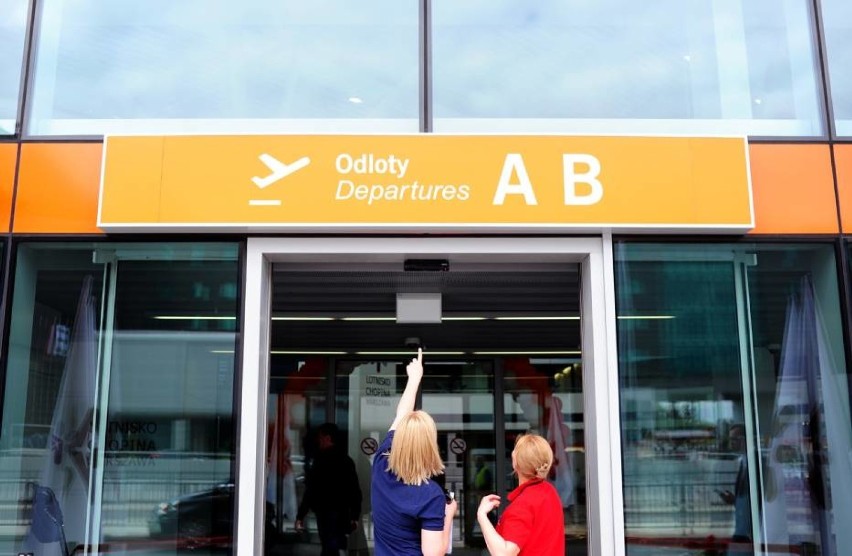 Lotnisko w Modlinie dostanie 50 mln złotych. Pieniądze wyłoży mazowiecki samorząd